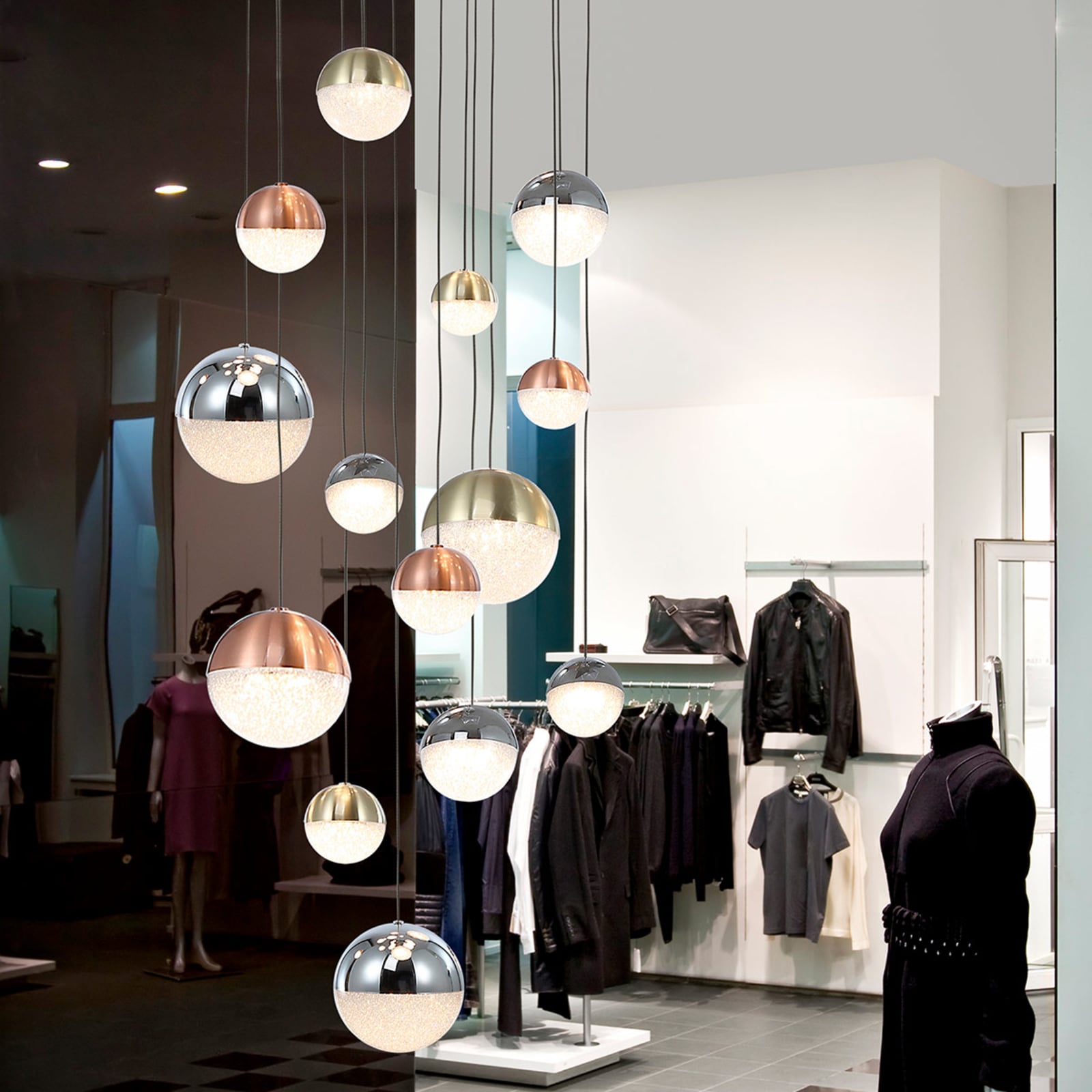 LED pendellampe Sphere 14-lys kuleformet Ø60 cm dimbar nærbilde