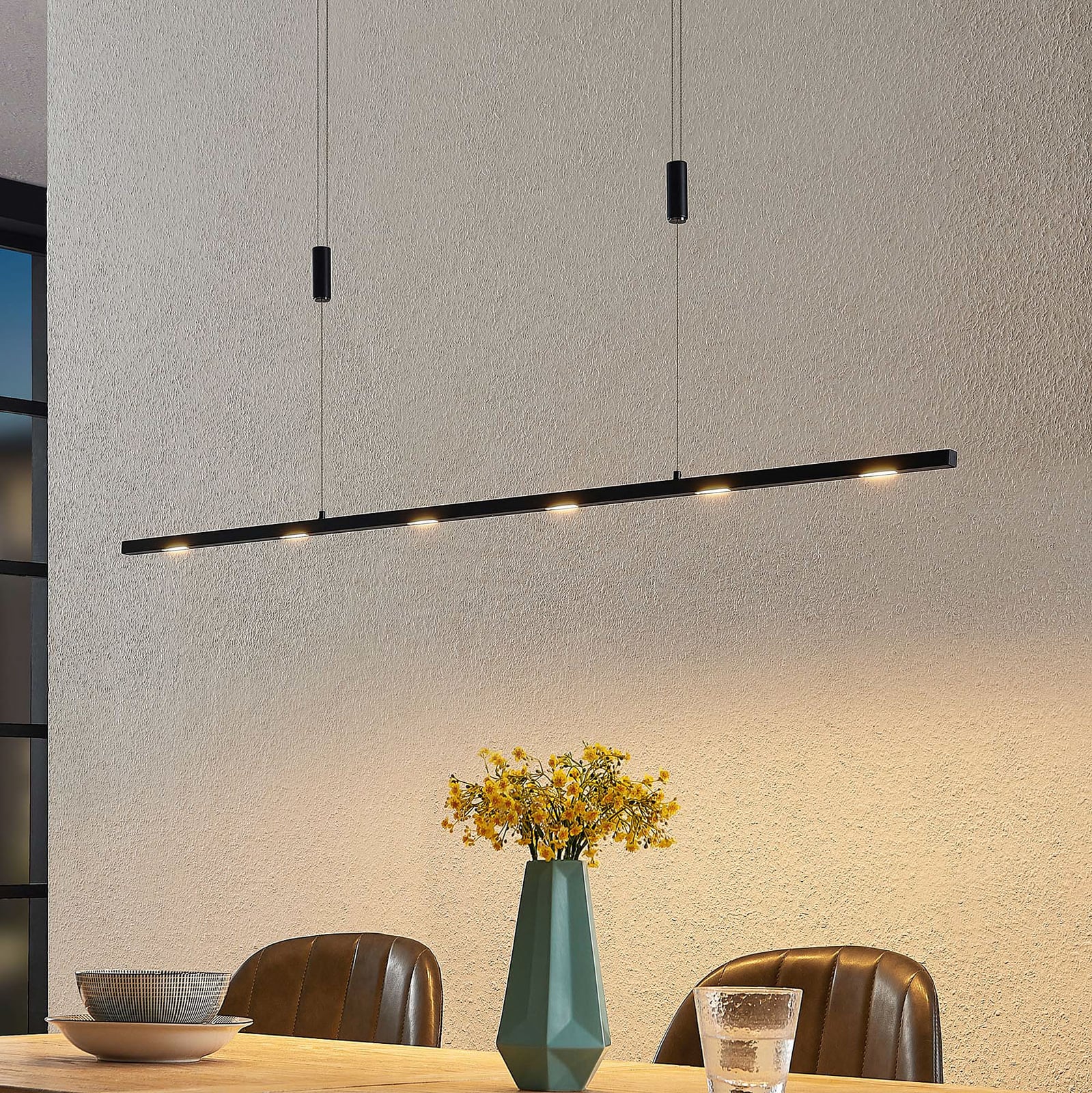 LED pendellampe Stakato 6-lys dimbar svart 120 cm forfra