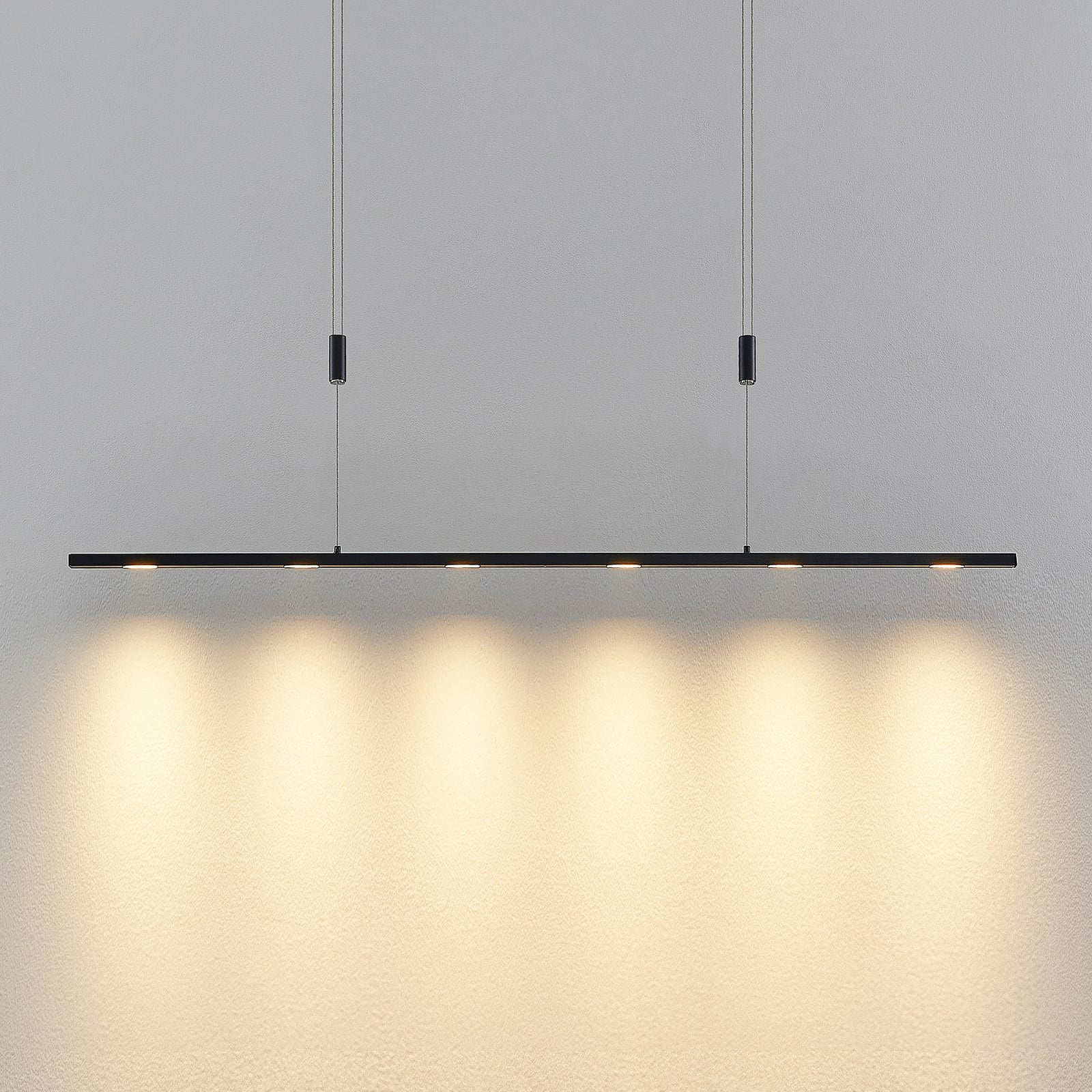 LED pendellampe Stakato 6-lys dimbar svart 120 cm bakside