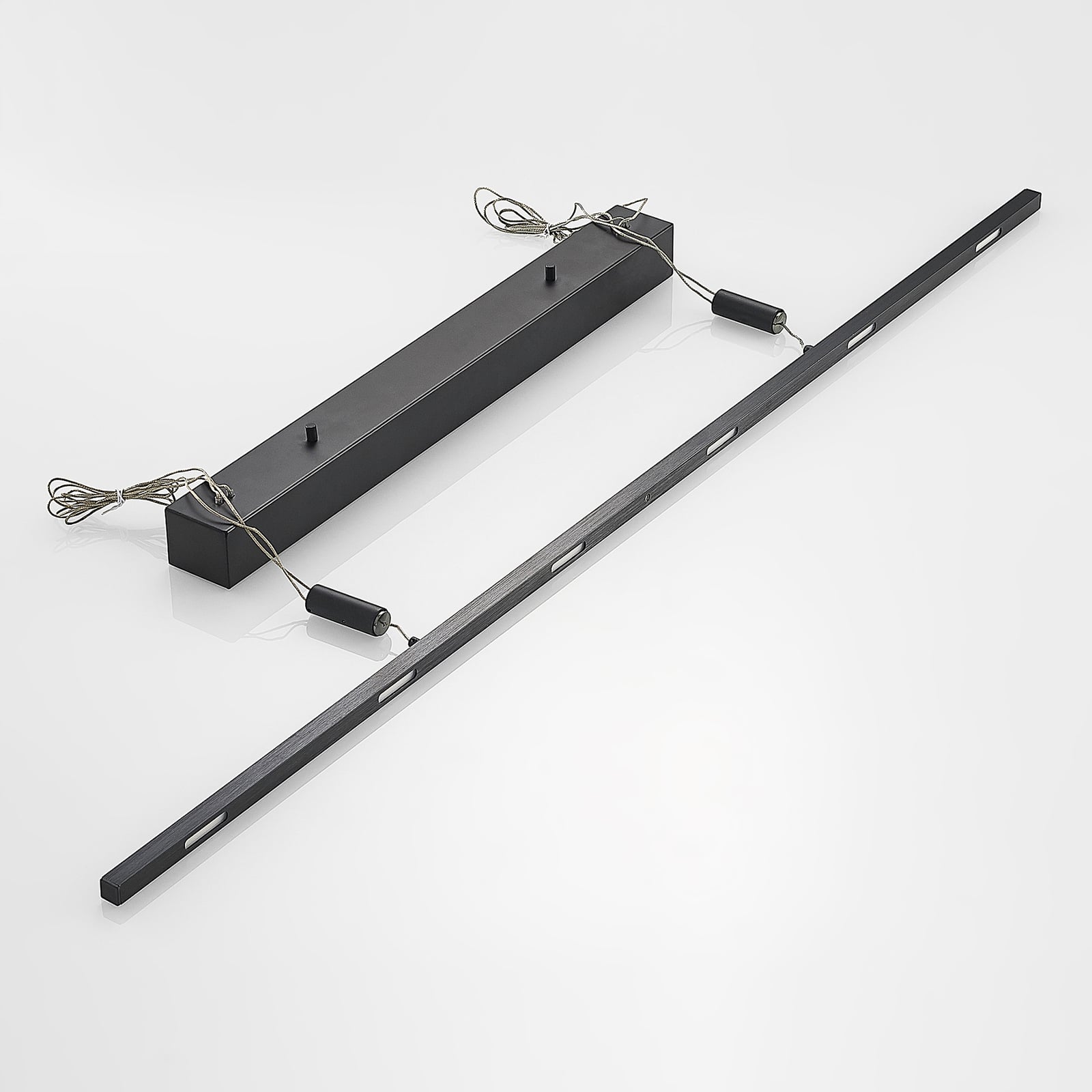 Nærbilde av LED-moduler i LED pendellampe Stakato 6-lys dimbar svart 120 cm