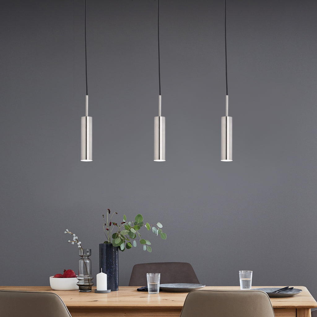 Detalj av LED pendellampe Stina 3-lys nikkel 70 cm dimbar