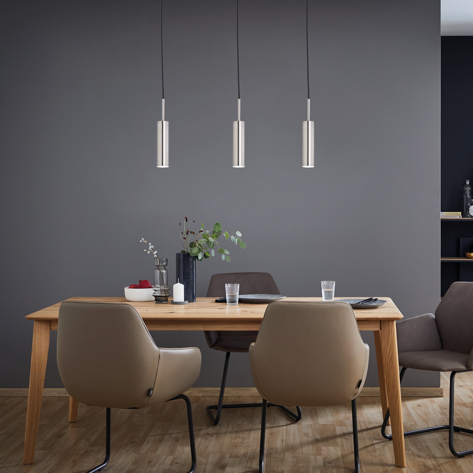Montert LED pendellampe Stina 3-lys nikkel 70 cm dimbar i rom