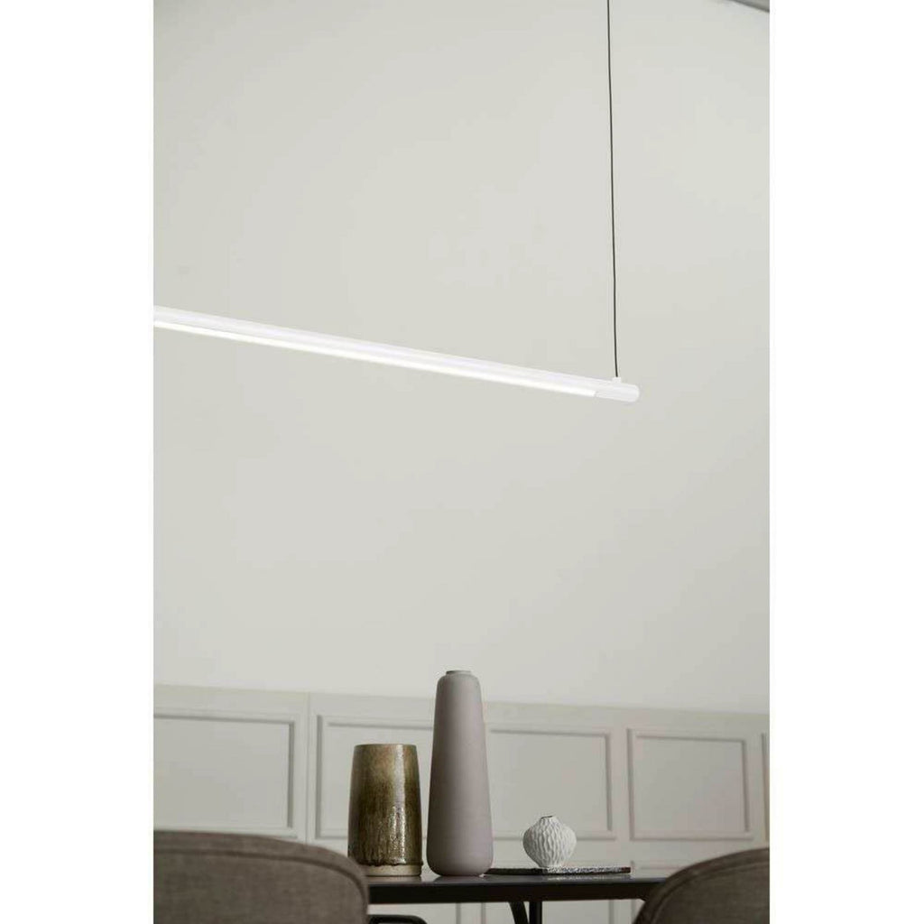 LED pendellampe Straw 150 hvit aluminium dimbar 150 cm oppheng detalj