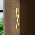 LED pendellampe Twist gullfaget metall forfra