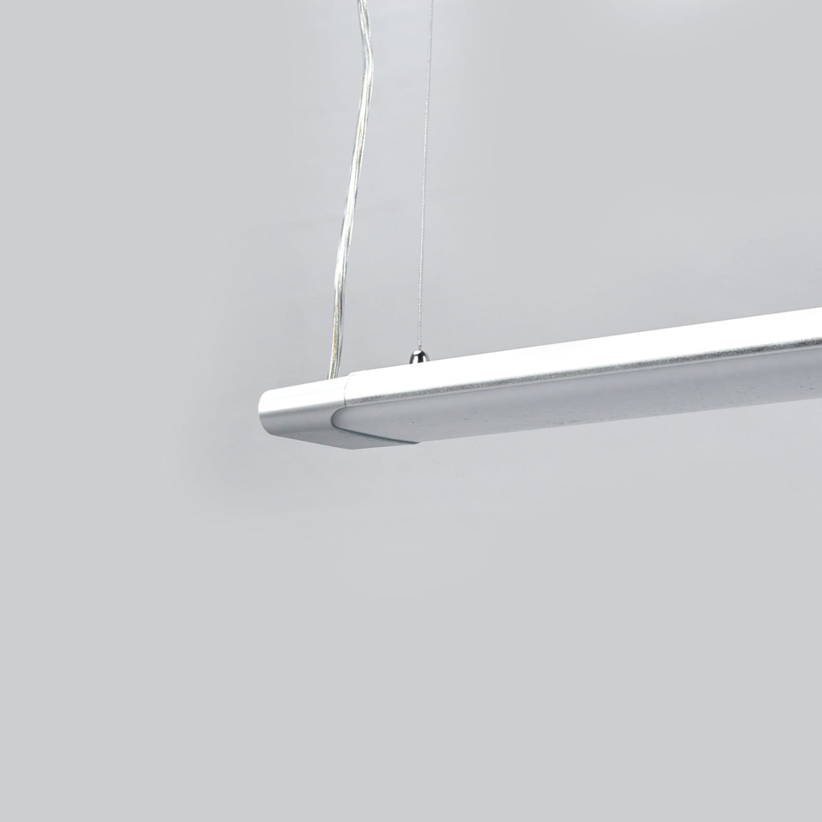 LED pendellampe Vinca aluminium 120 cm montert
