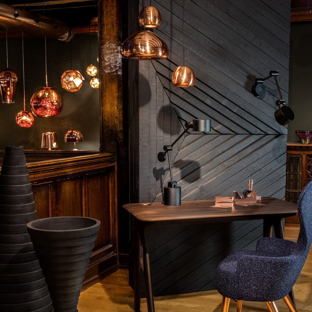 Detalj av kobberfinish på LED pendellampe Void mini dimbar