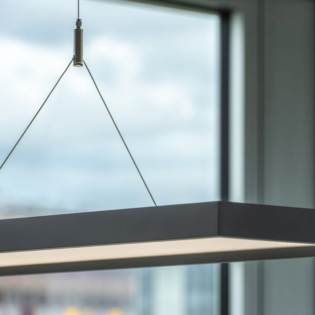 LED pendellampe Worklight svart dimbar opp og ned montert