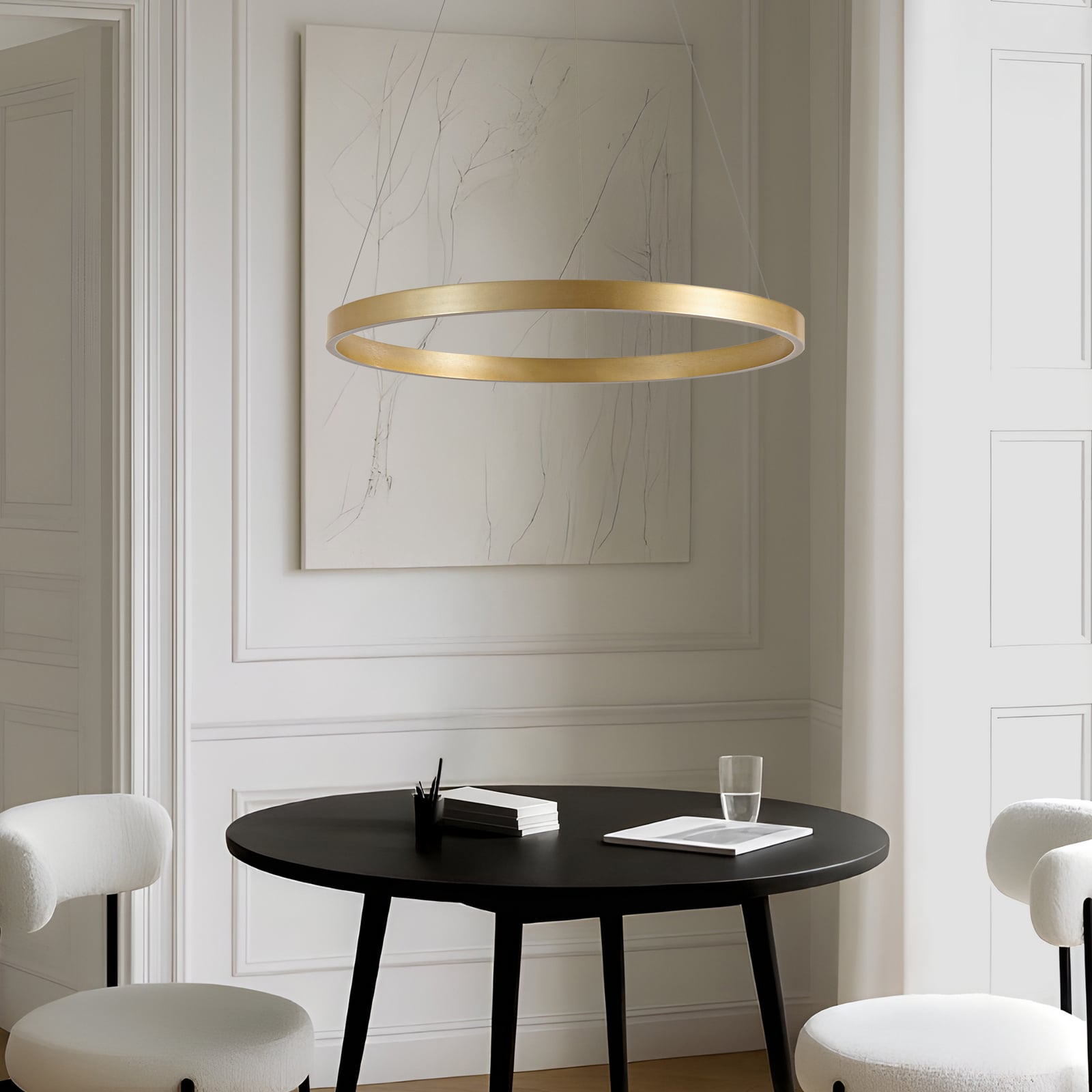 Montert LED pendellampe Yonam gull i stue