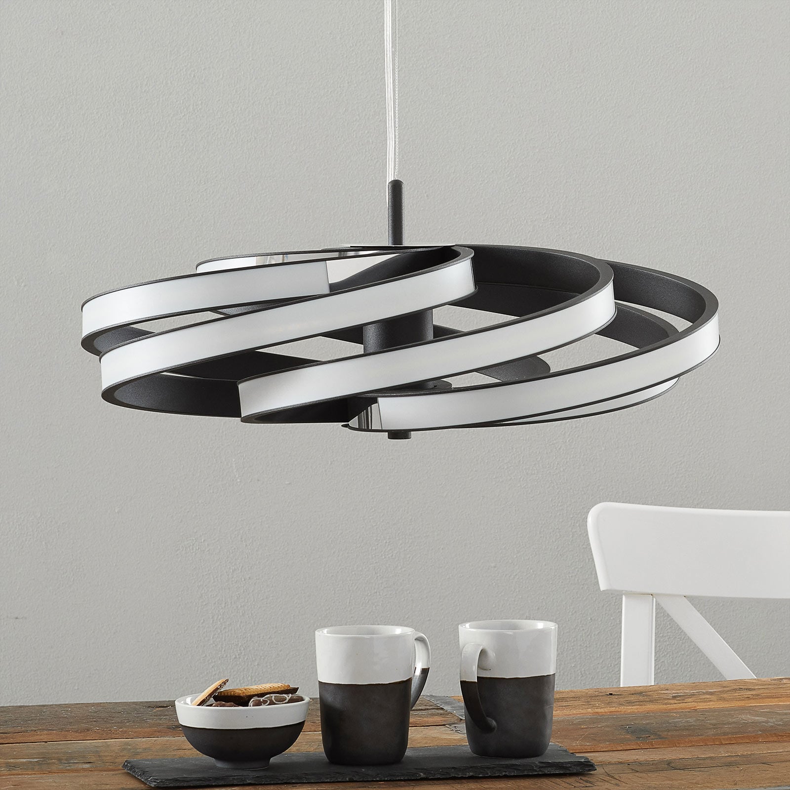 LED pendellampe Zoya dimbar med fjernkontroll Ø55 cm bakside
