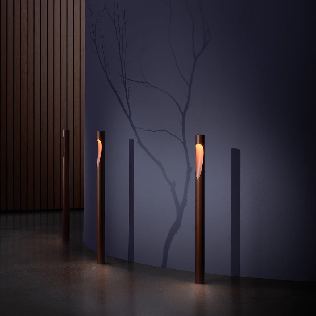 Detalj av LED pullertlys Flindt corten 70 cm 24V IP44 Louis Poulsen