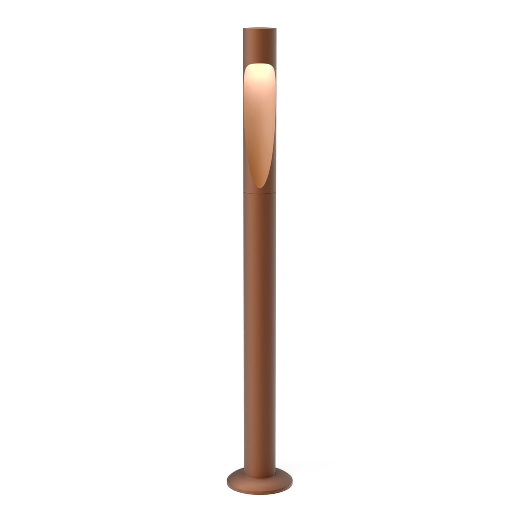 Sidevisning av LED pullertlys Flindt corten 70 cm 24V IP44 Louis Poulsen