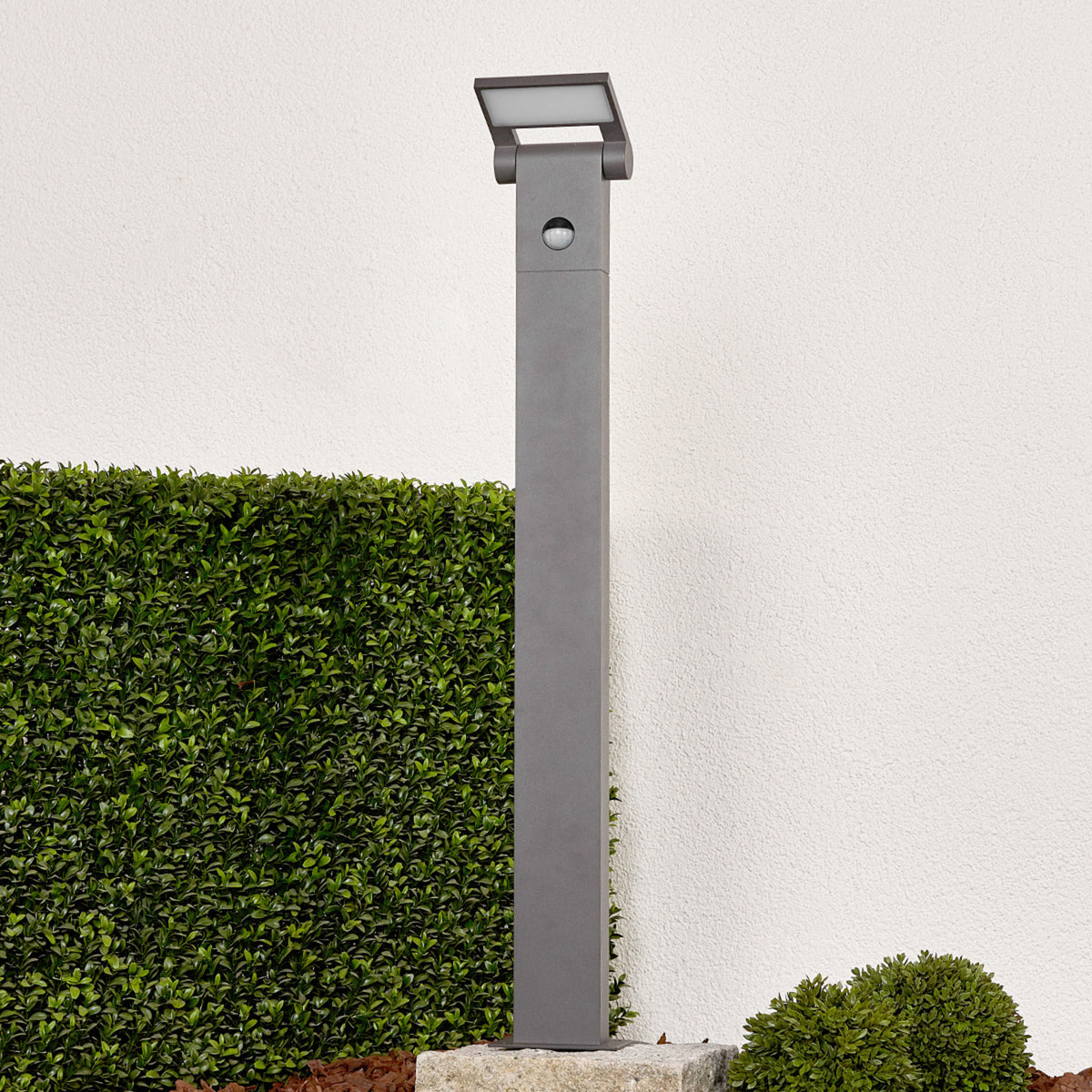 LED pullertlys Marius med bevegelsessensor 80 cm grafitt forfra