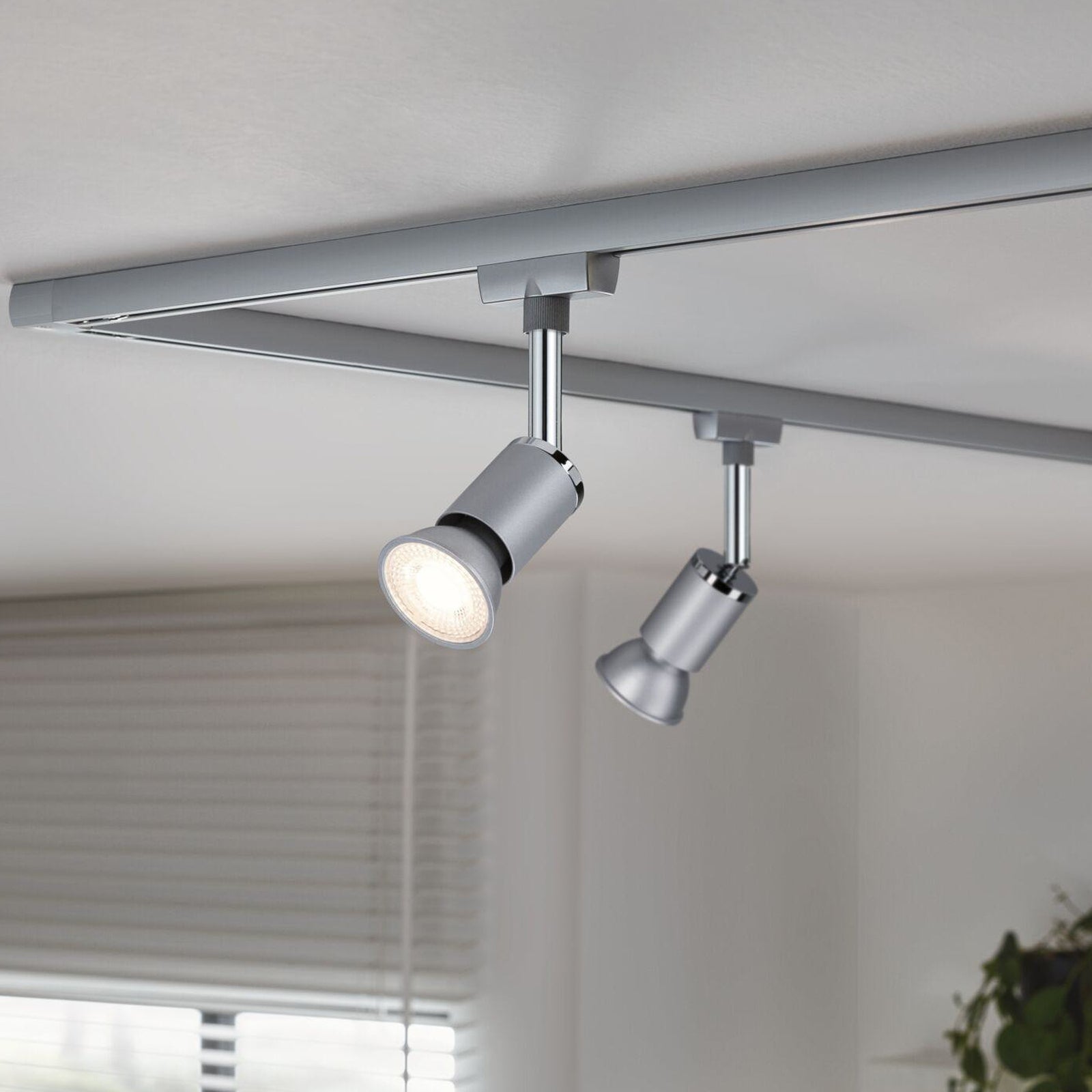 LED-reflektorpære GU10 8W 2700K dimbar 36° krom matt Paulmann bakside