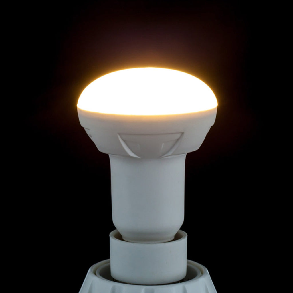 Detalj av LED reflektorpære R50 E14 4,9W 3000K varmhvit