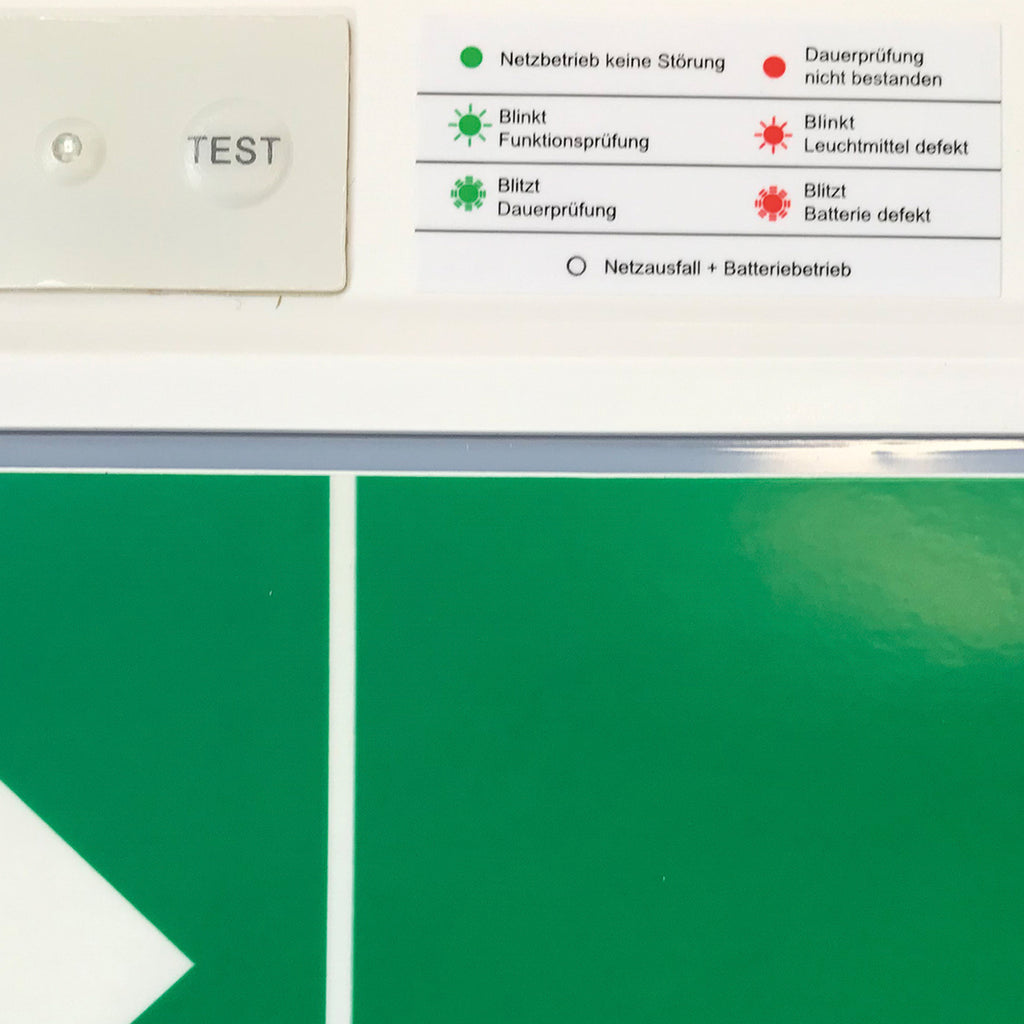 Detalj av LED rømningsskilt C-Lux Standard sentralforsyning IP54 med lys