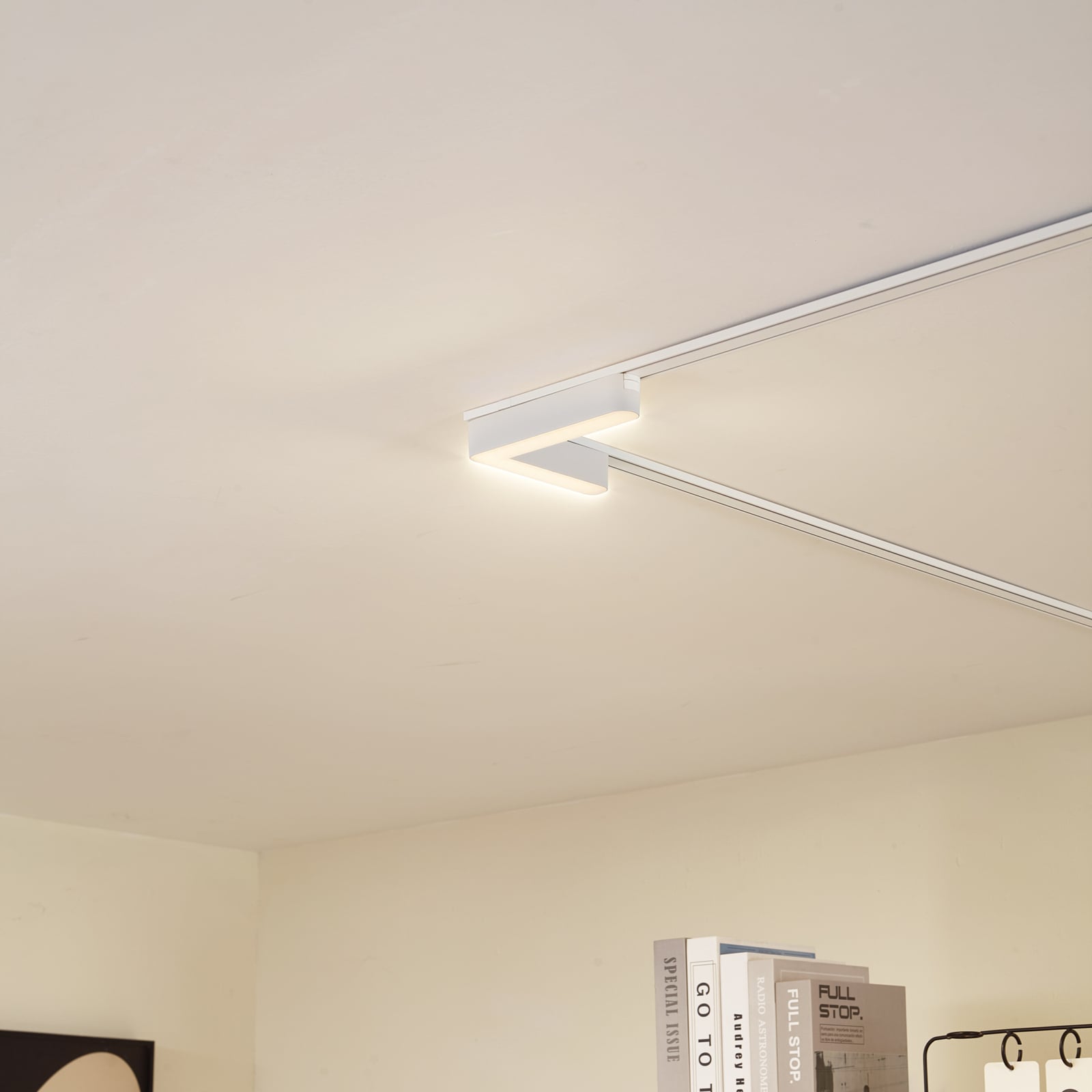 LED-skinnelampe 48V Lumaro hvit L-form 10W dimbar CCT bakside