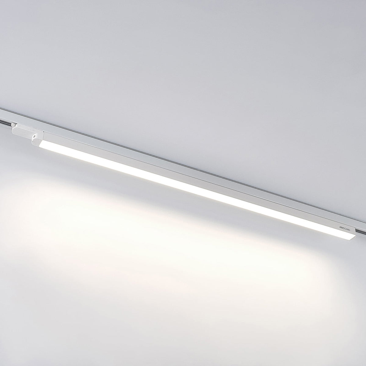 LED-skinnelampe Harlow hvit 109 cm nærbilde