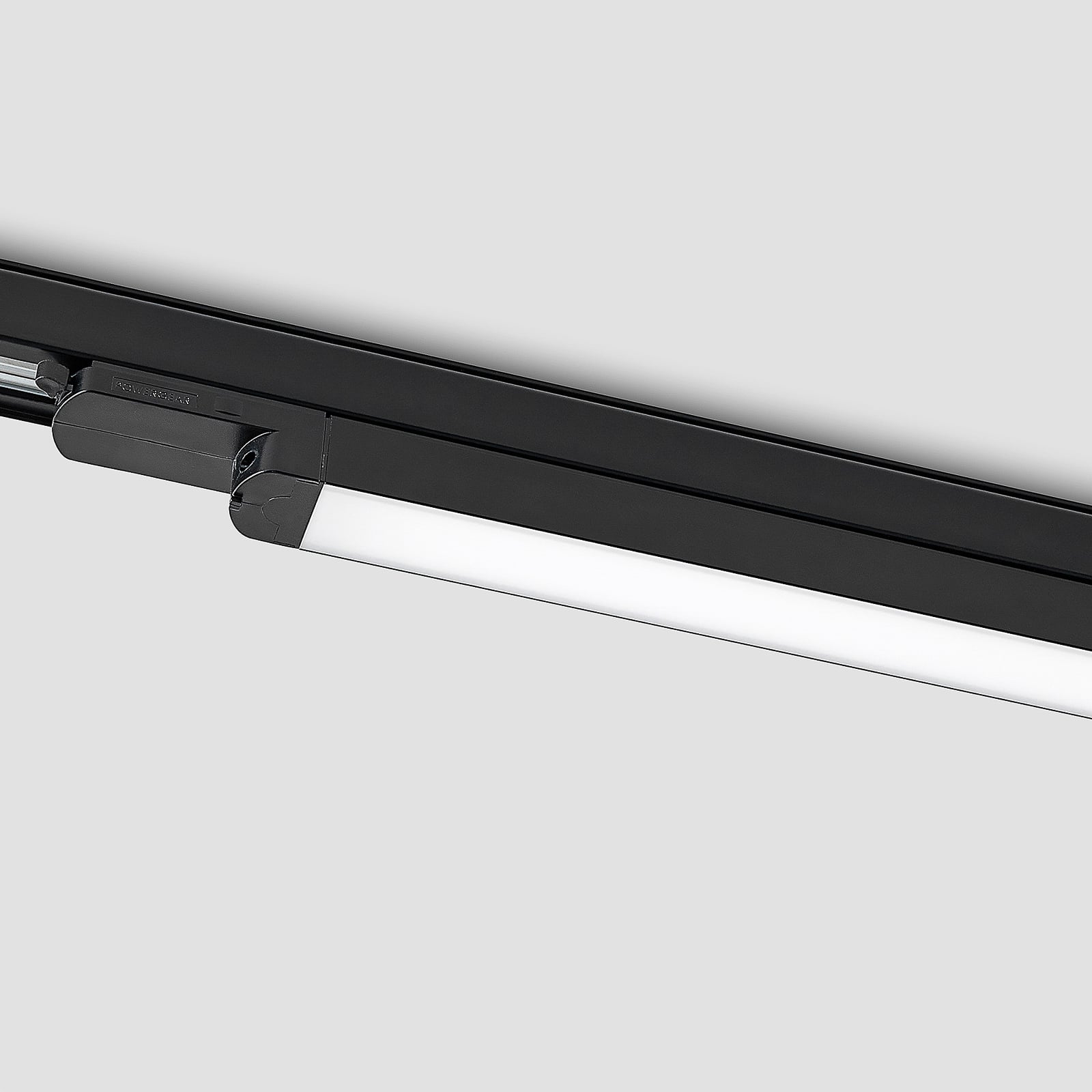 LED skinnelampe Harlow svart 69 cm lysdetalj