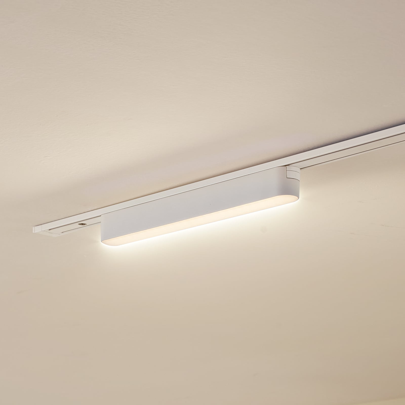 LED-skinnelampe Lumaro 48V hvit 10W plast dimbar CCT forfra