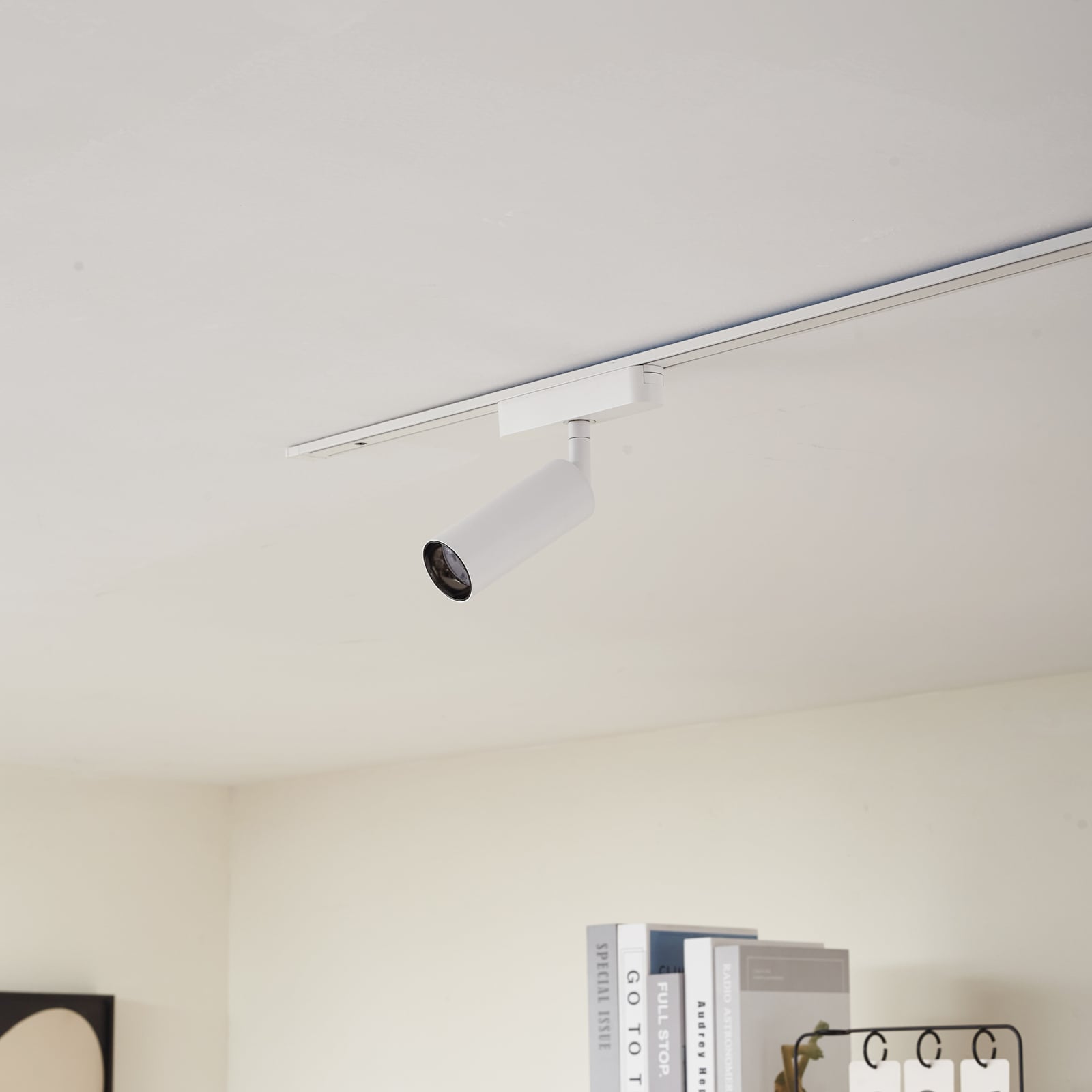 Detalj av LED-skinnespot 48V Lumaro dimbar hvit Ø4 cm aluminium CCT