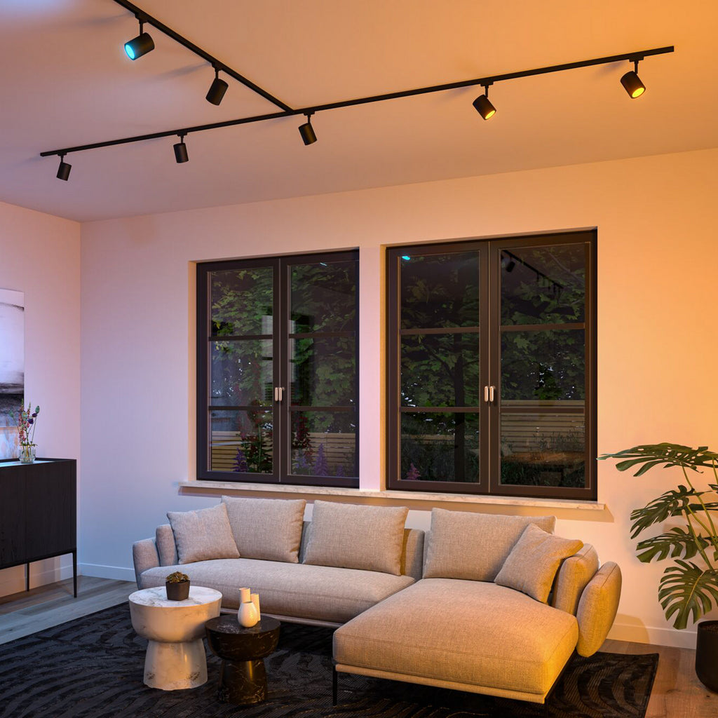 LED skinnespot Luxe URail Zigbee GU10 RGB CCT svart matt detalj av GU10 sokkel