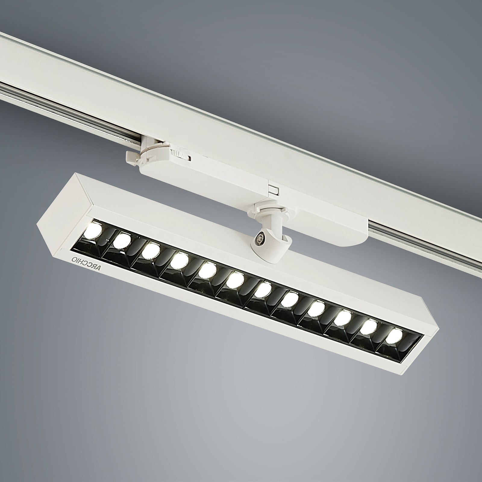 LED skinnespot Millay 3-fase svingbar hvit 26W 4000K monteringsdetalj
