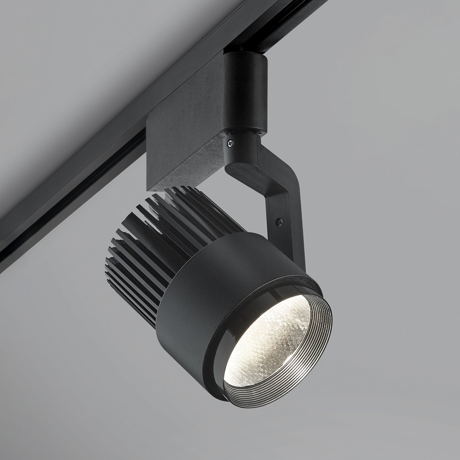Montert LED skinnespot Radiator DUOline svart matt CCT 15W i skinnesystem