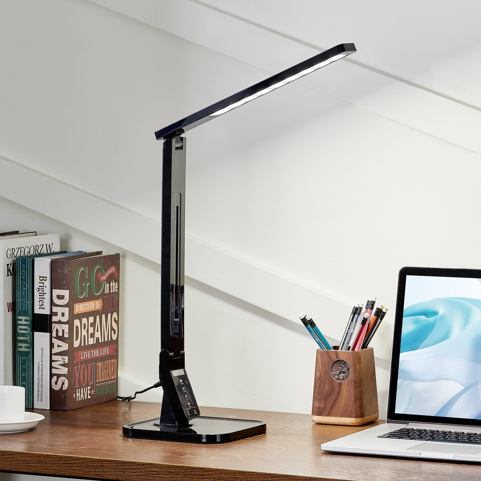 LED skrivebordslampe Eleni svart CCT dimbar 8W forfra