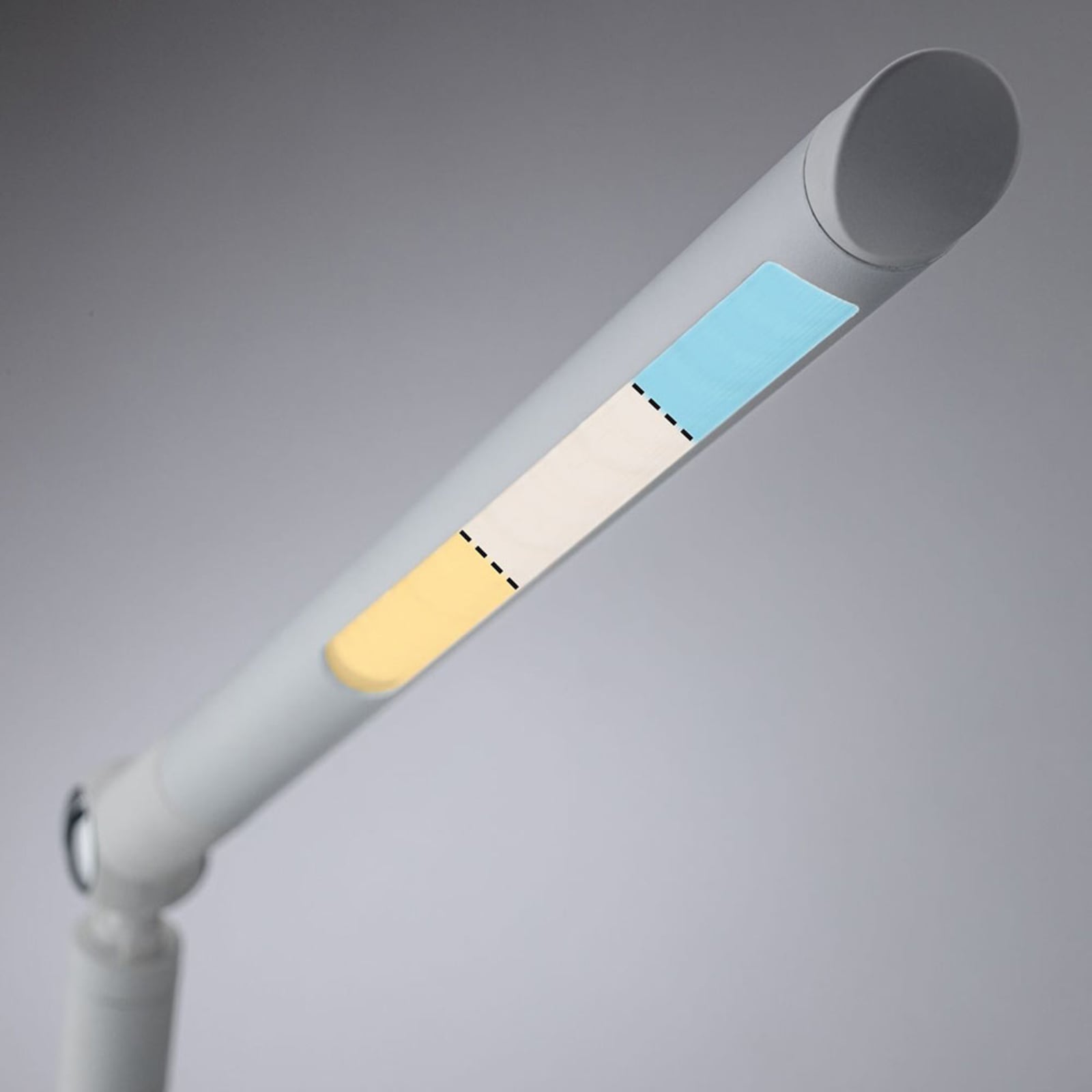 LED skrivebordslampe FlexBar dimbar CCT hvit 10,6W Paulmann montert på skrivebord