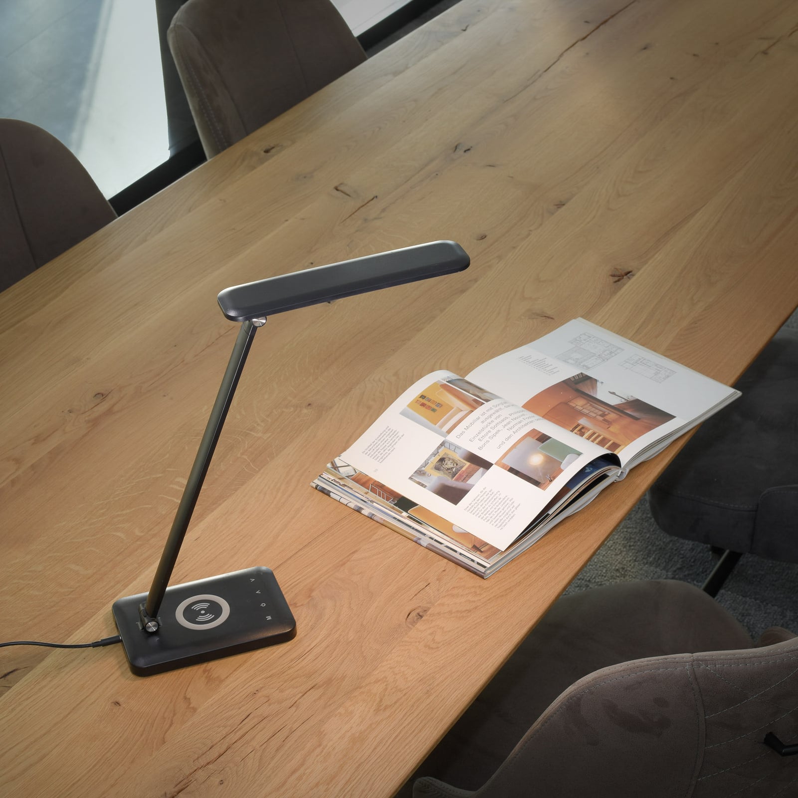 LED skrivebordslampe Florentina dimbar CCT svart bakside