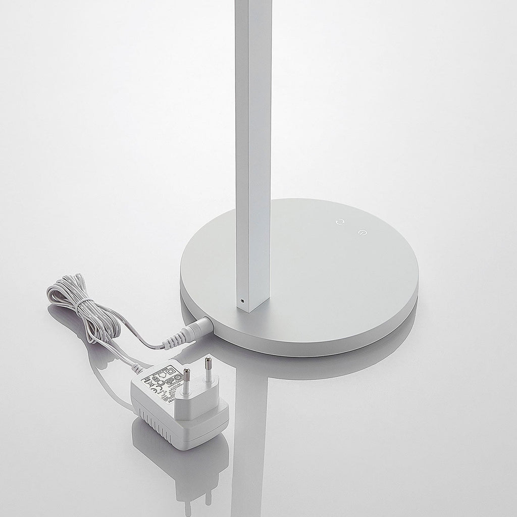 LED skrivebordslampe Loretta dimbar hvit 43 cm CCT detalj av fot