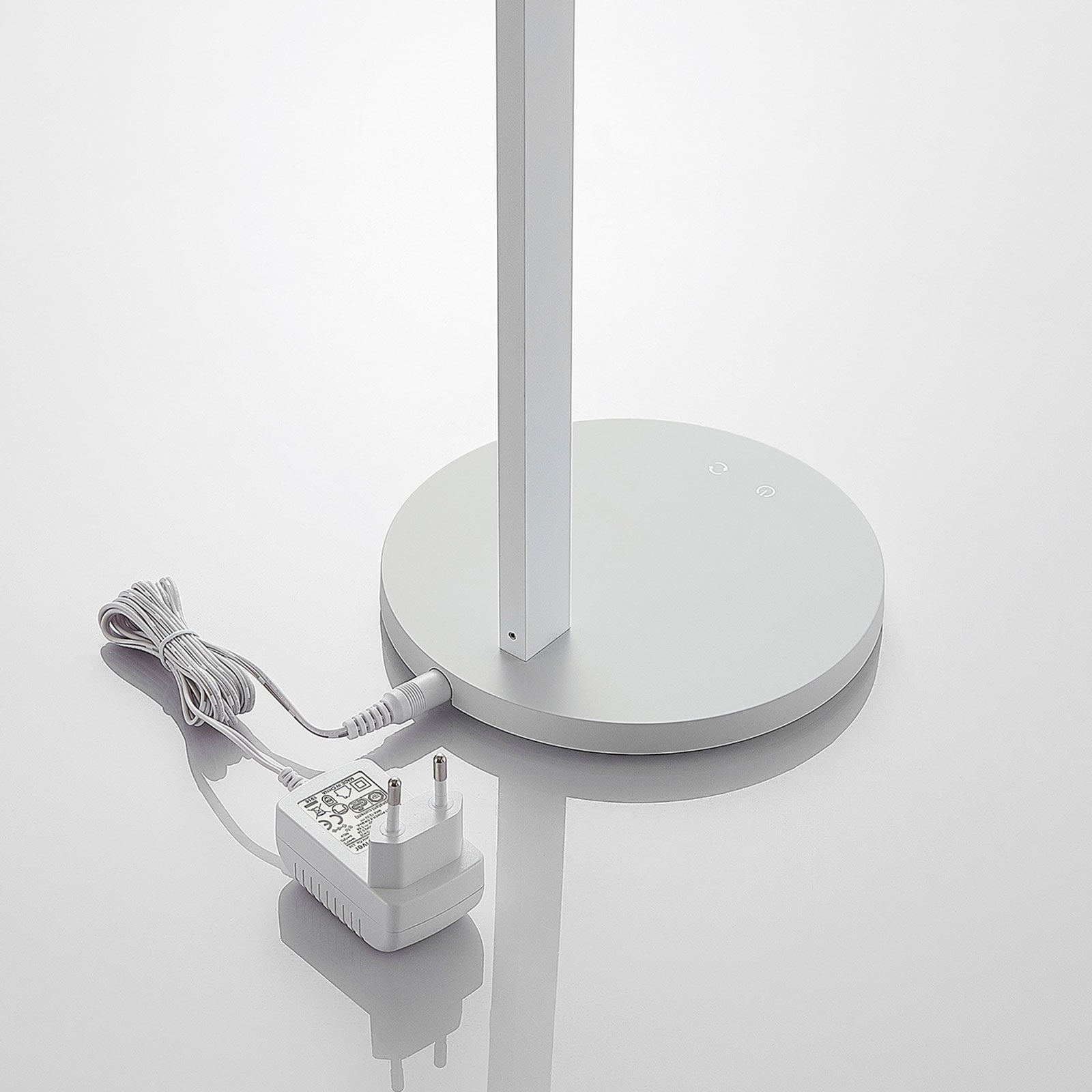 LED skrivebordslampe Loretta dimbar hvit 43 cm CCT detalj av fot