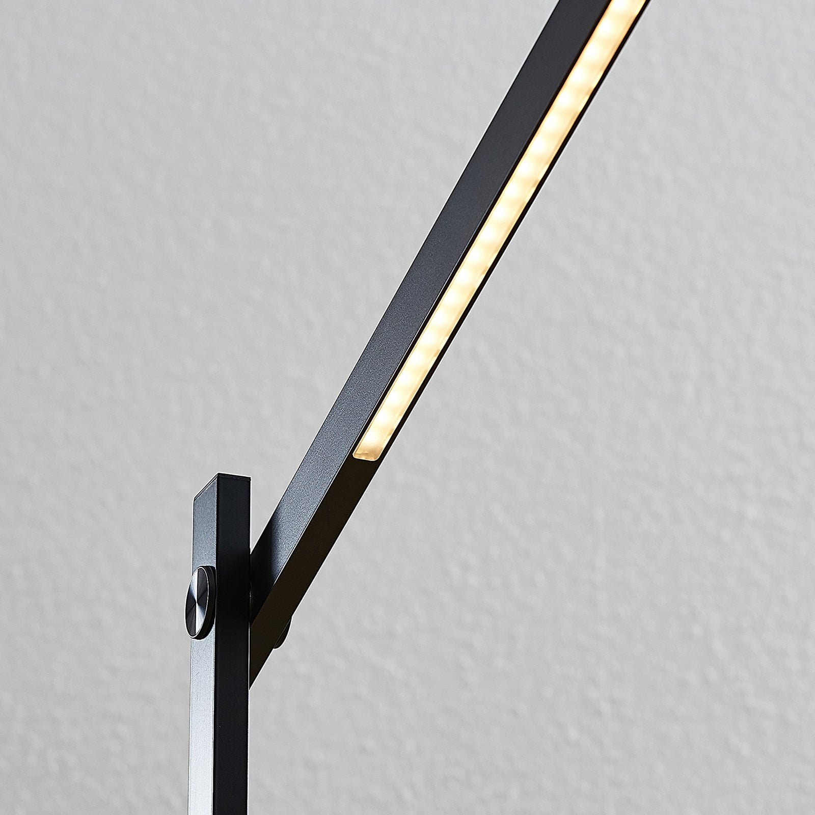 LED skrivebordslampe Loretta svart 43 cm CCT dimbar justerbar vinkel