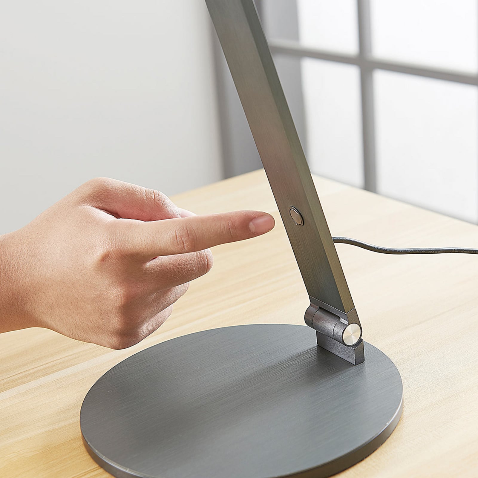LED skrivebordslampe Mion dimbar aluminium 41 cm 8W blågrå overflate