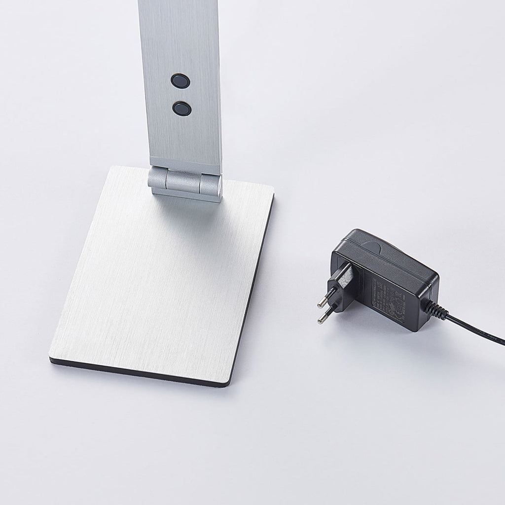 LED skrivebordslampe Nicano grå aluminium dimbar CCT lysstyrke og fargetemperatur
