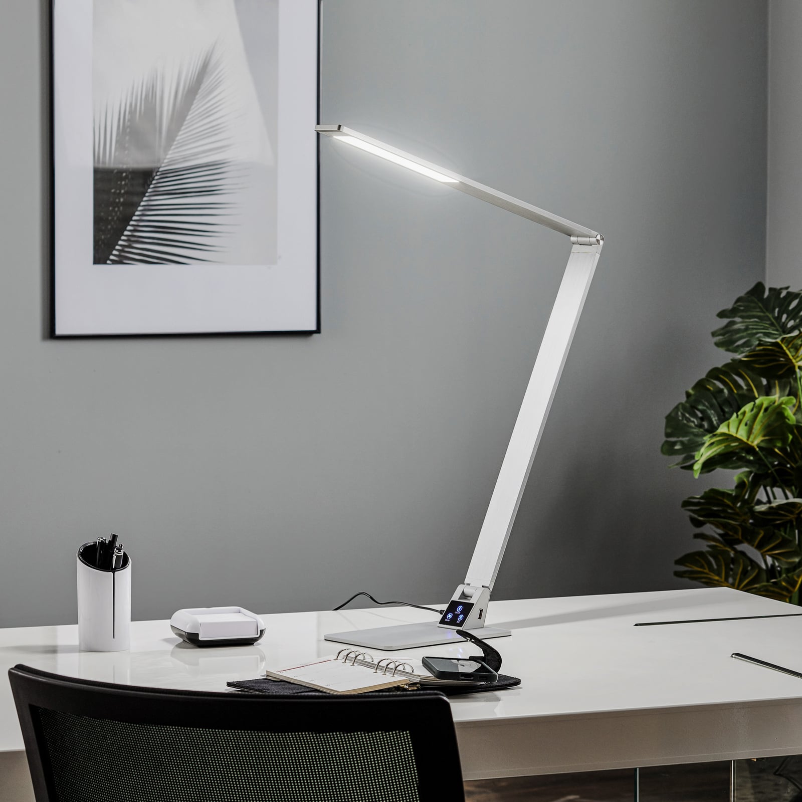 Bakside av LED skrivebordslampe Wasp aluminium dimbar CCT 12W