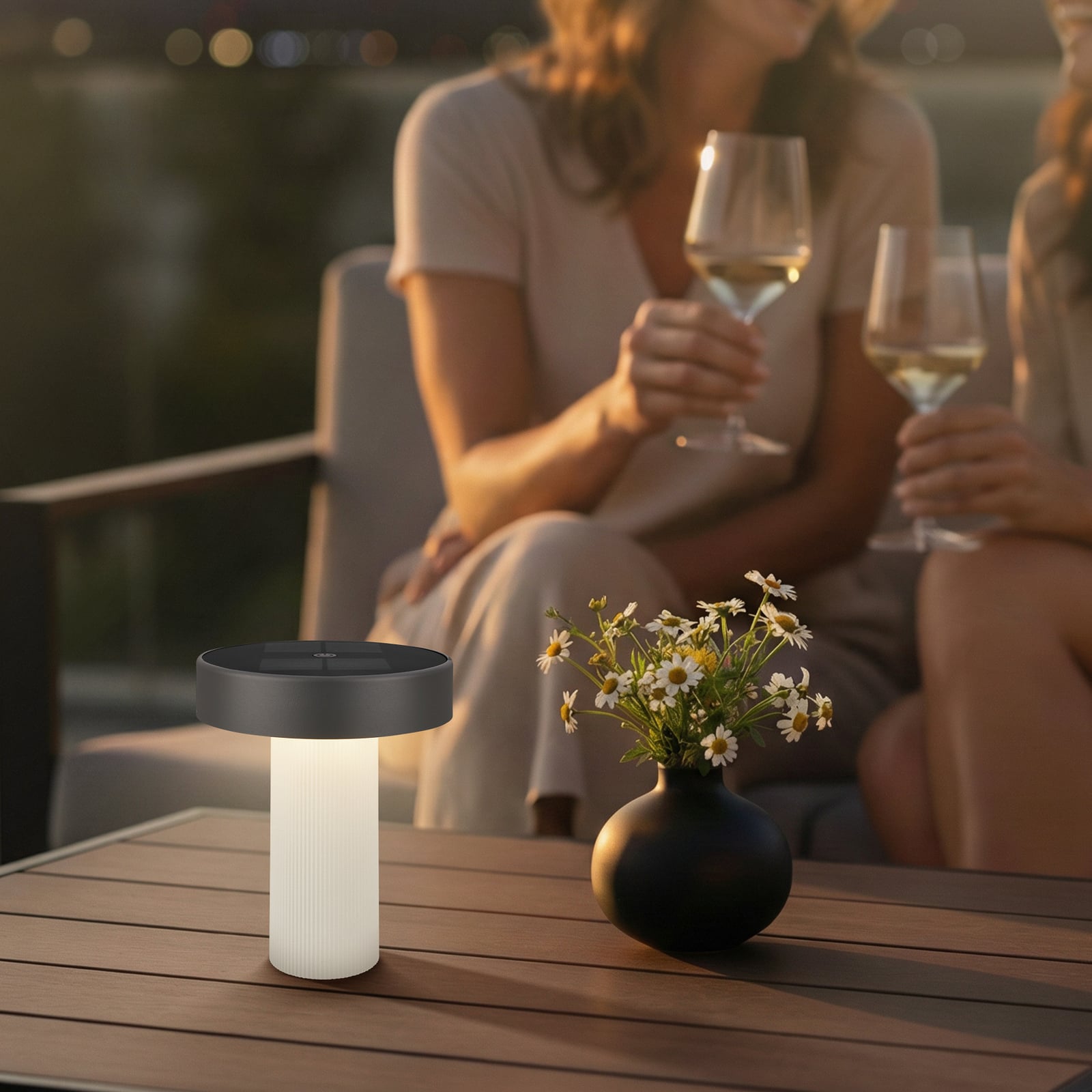 LED solcelle bordlampe Poga dimbar althvit/antrasitt IP44 montert på bord