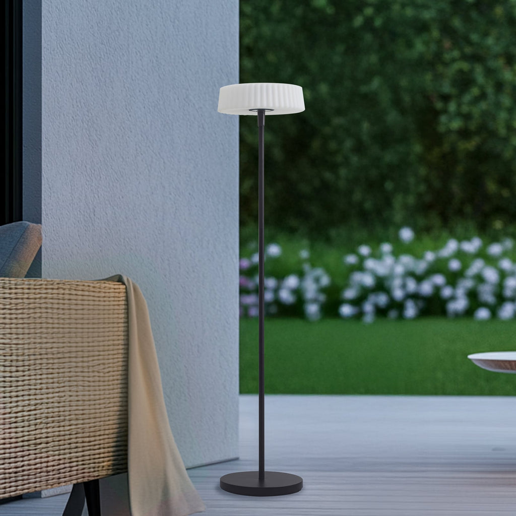 LED solcelle-gulvlampe Samine dimbar svart IP54 detalj av skjerm