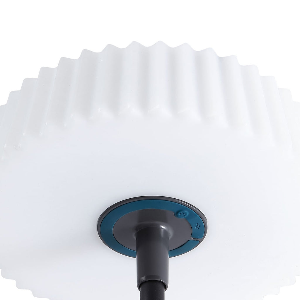 LED solcelle-gulvlampe Samine dimbar svart IP54 USB-kabel detalj