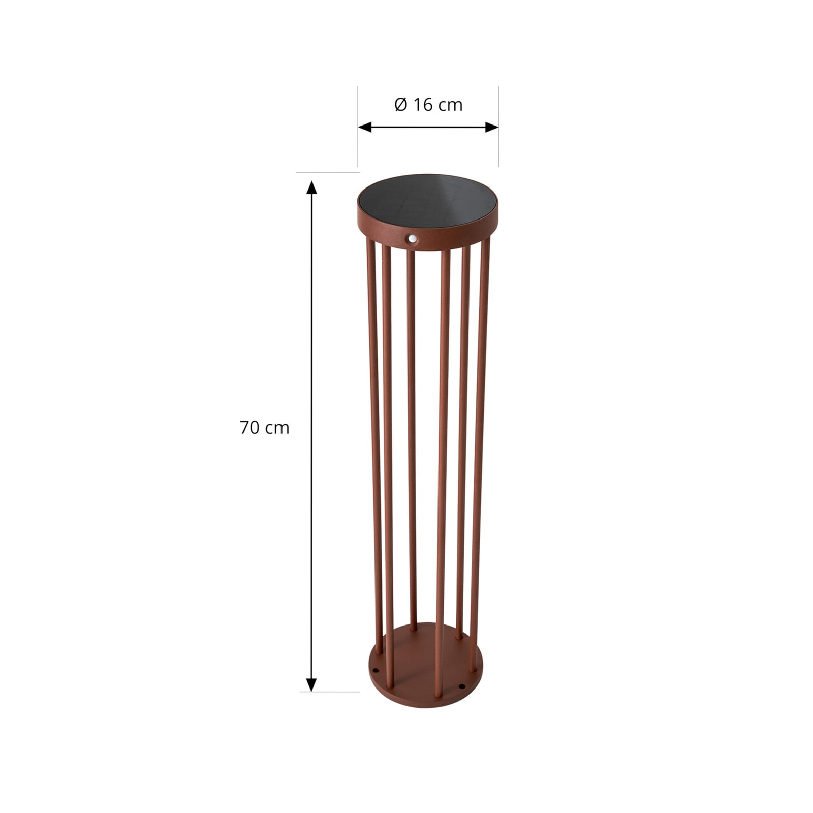 LED solcelle sti-lampe Evelis montert i hagegang