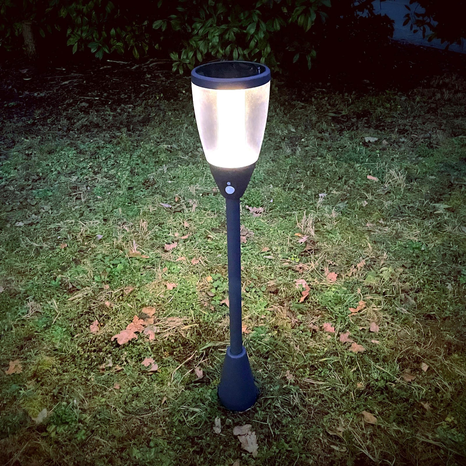 LED solcelle sti-lampe Ondin med bevegelsessensor front