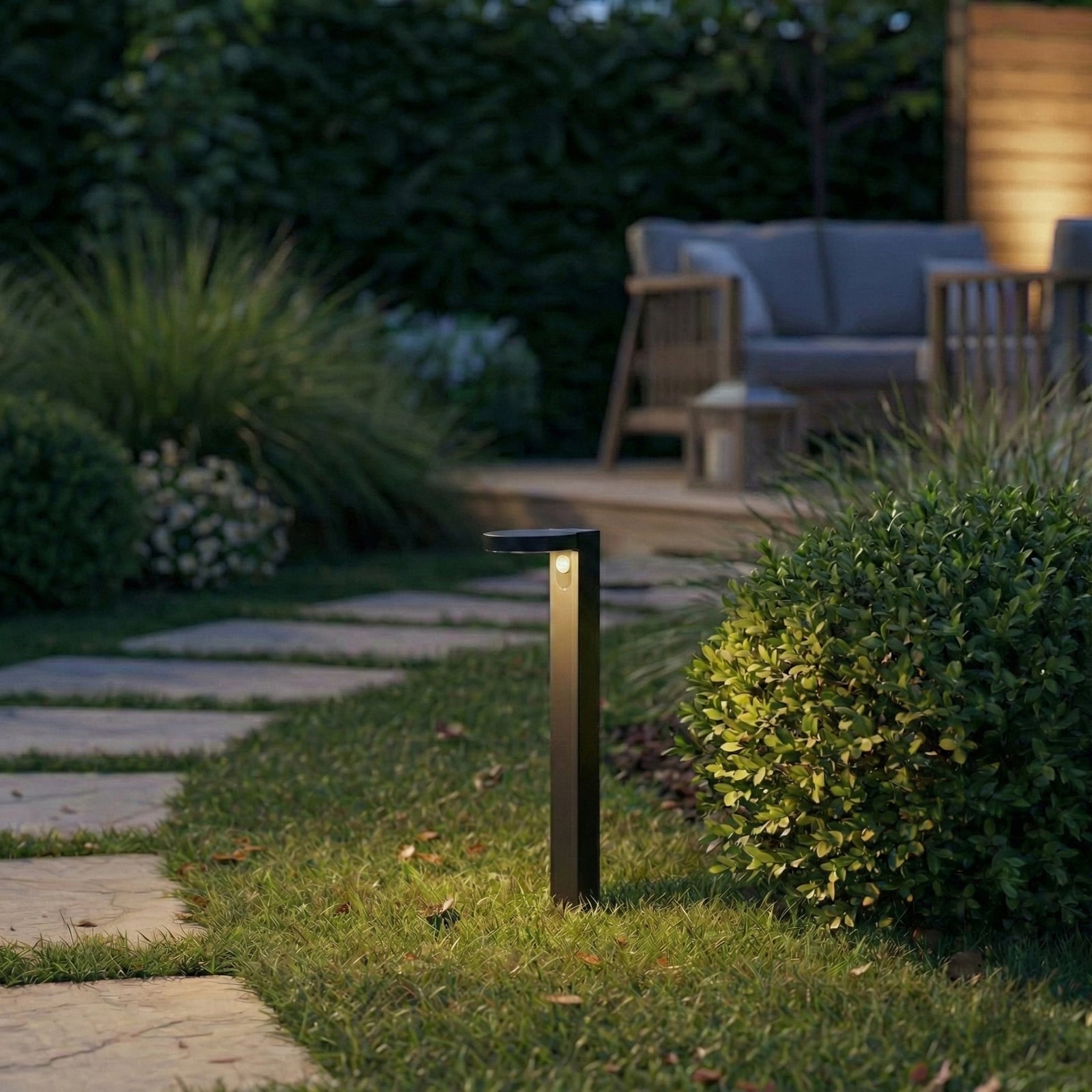 LED solcelle sti-lampe Tarlson rund antrasitt bakside