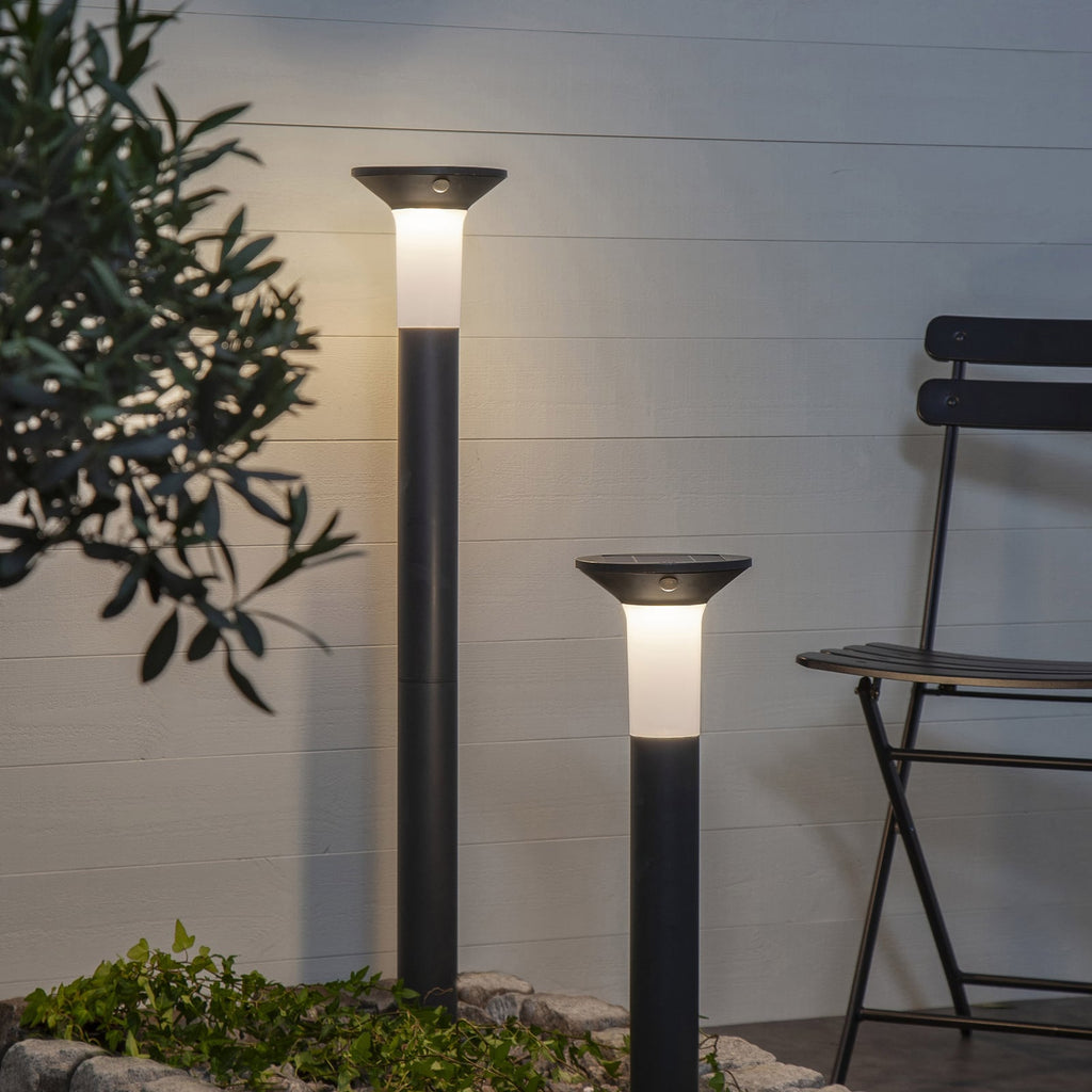 LED solcelle sti-lampe Valta med bevegelsessensor IP44 bakside