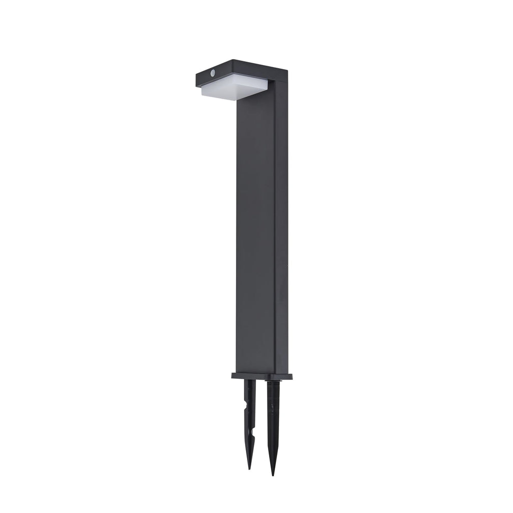 LED solcelle stolpelampe Eleazar montert i hage
