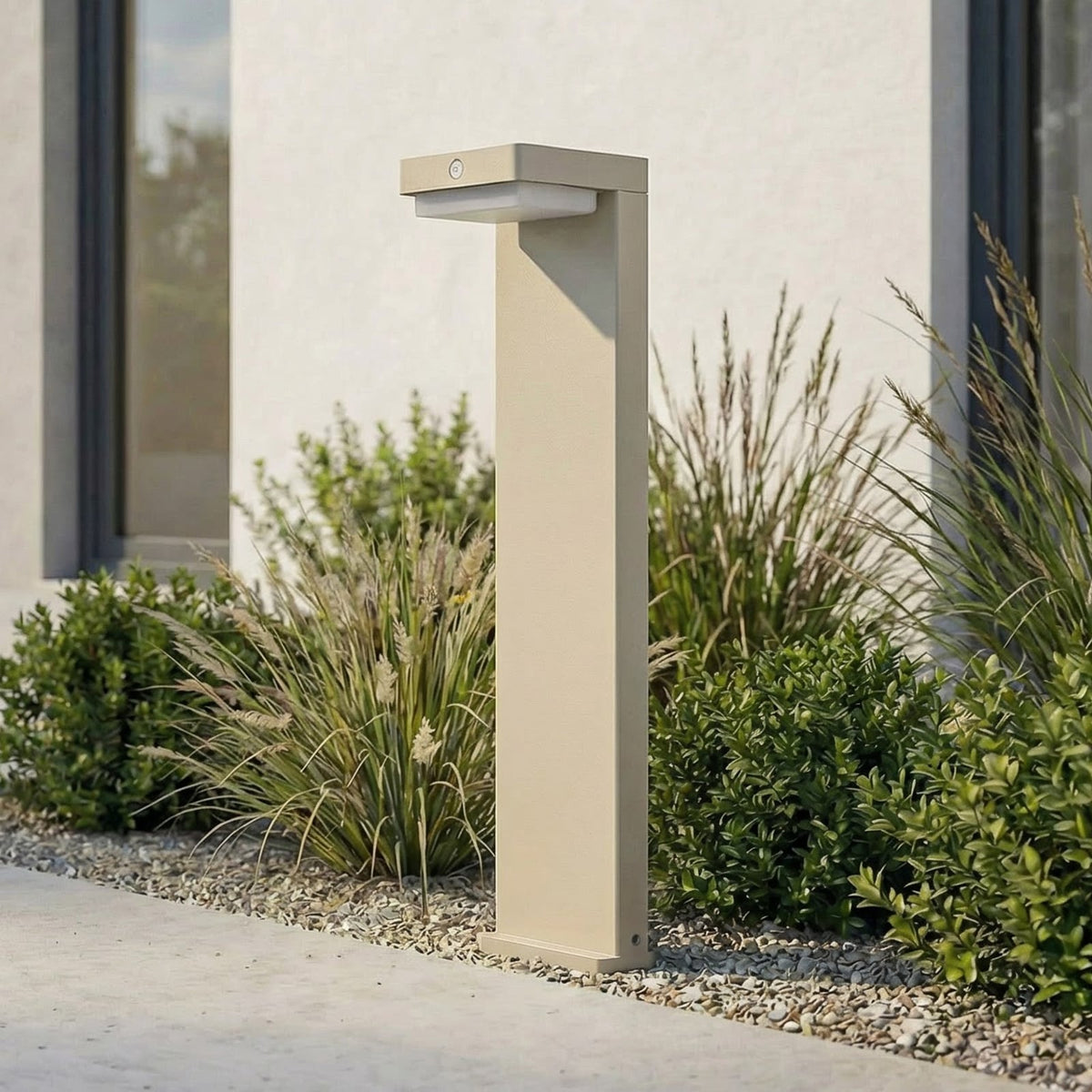 LED solcelle stolpelampe Eleazar beige aluminium forfra