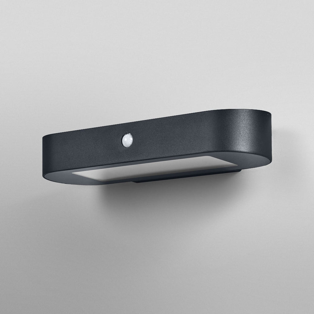 Montert LED solcelle utevegglampe Endura Style oval 34 cm med sensor på vegg