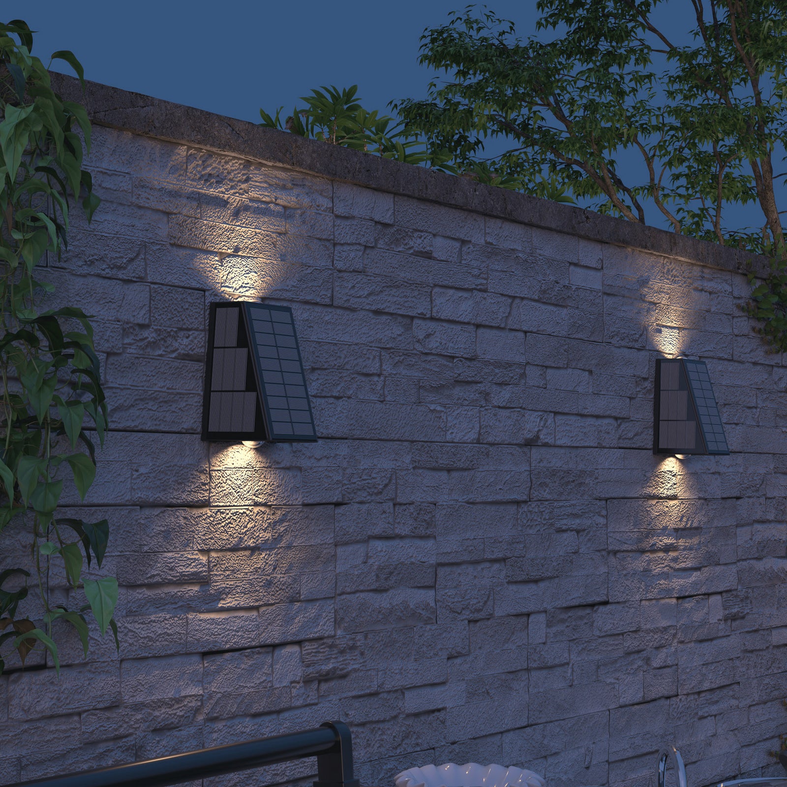 LED solcelle utevegglampe Matera opp og ned svart IP44 Calex bakside