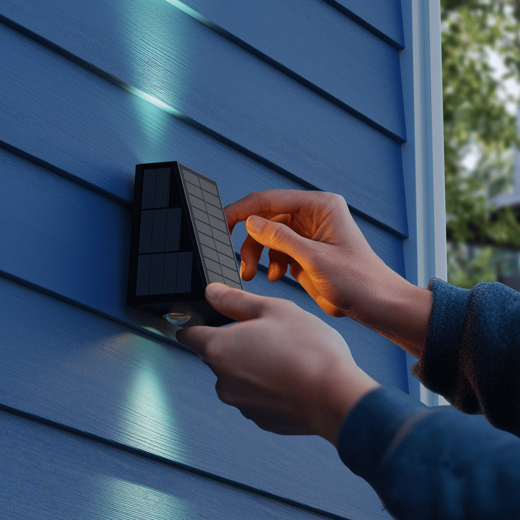 LED solcelle utevegglampe Matera opp og ned svart IP44 Calex detalj