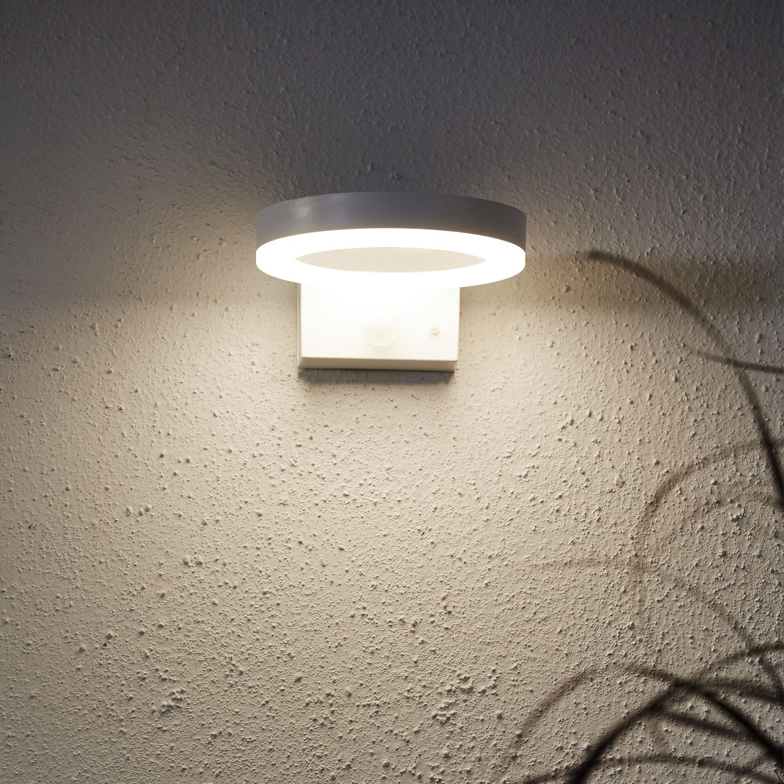 LED solcelle utevegglampe Vidi med bevegelsessensor hvit front