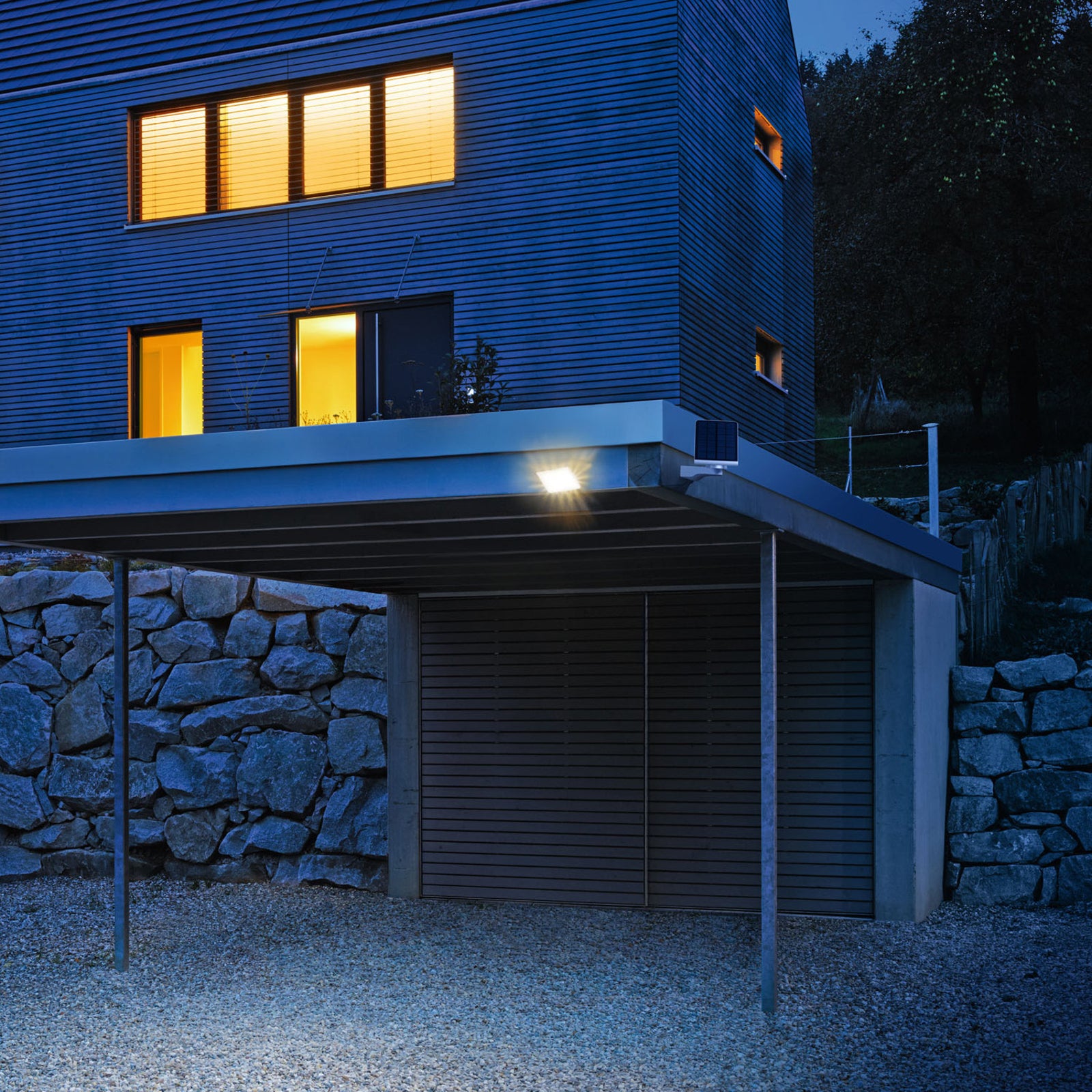 LED solcelle utevegglampe XSolar L-S sølv med sensor bakside
